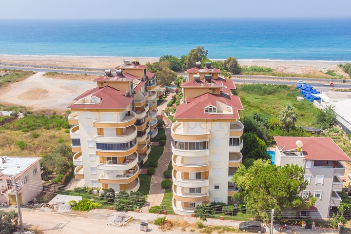 اول صف على البحر -منطقة هادئة -سعر مناسب -شقة 2 غرفة وصالة -ديمرتاش / الانيا 