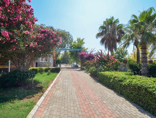 اول صف على البحر -منطقة هادئة -سعر مناسب -شقة 2 غرفة وصالة -ديمرتاش / الانيا 