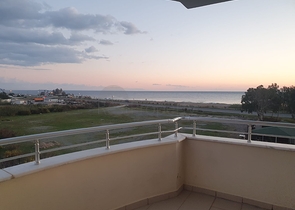 اول صف على البحر -منطقة هادئة -سعر مناسب -شقة 2 غرفة وصالة -ديمرتاش / الانيا 