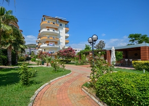 اول صف على البحر -منطقة هادئة -سعر مناسب -شقة 2 غرفة وصالة -ديمرتاش / الانيا 