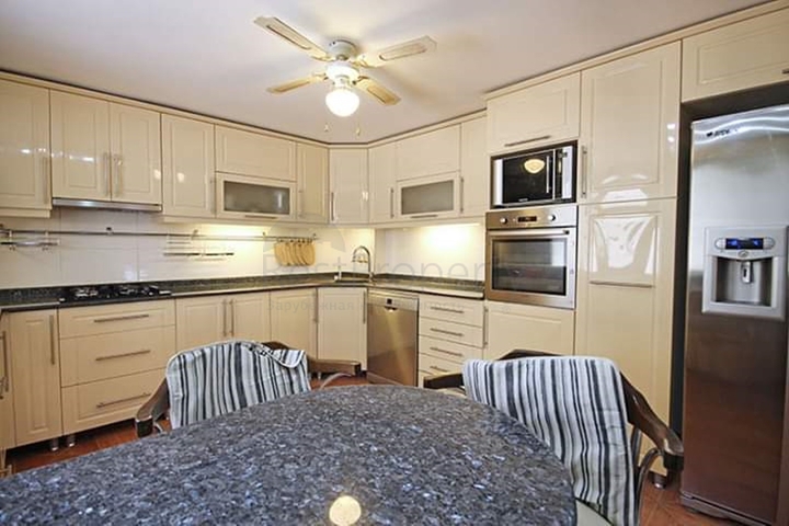 اطلالة بحر - فيلا مفروشة - تصميم 4 غرف - في كارجي جاك /الانيا 