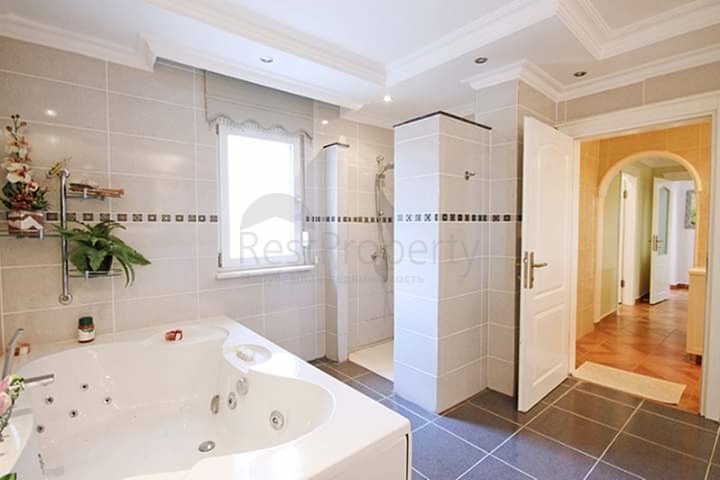 اطلالة بحر - فيلا مفروشة - تصميم 4 غرف - في كارجي جاك /الانيا 