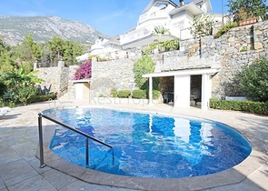 اطلالة بحر - فيلا مفروشة - تصميم 4 غرف - في كارجي جاك /الانيا 