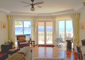 اطلالة بحر - فيلا مفروشة - تصميم 4 غرف - في كارجي جاك /الانيا 