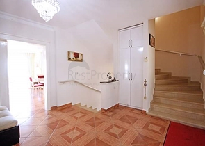 اطلالة بحر - فيلا مفروشة - تصميم 4 غرف - في كارجي جاك /الانيا 