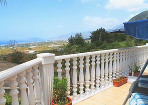 اطلالة بحر - فيلا مفروشة - تصميم 4 غرف - في كارجي جاك /الانيا 