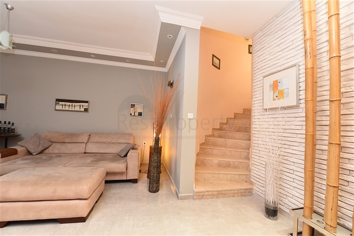 مناسبة للحصول على الجنسية التركية - فيلا واسعة - باطلالة بحر وموقع قريب من المركز -كاستل / الانيا 