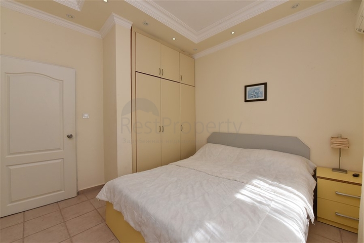 مناسبة للحصول على الجنسية التركية - فيلا واسعة - باطلالة بحر وموقع قريب من المركز -كاستل / الانيا 