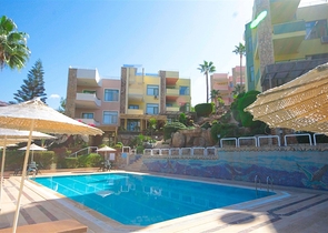 مناسبة للحصول على الجنسية التركية - فيلا واسعة - باطلالة بحر وموقع قريب من المركز -كاستل / الانيا 