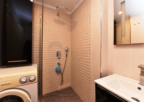 مناسبة للحصول على الجنسية التركية - فيلا واسعة - باطلالة بحر وموقع قريب من المركز -كاستل / الانيا 