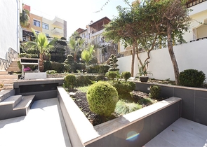 مناسبة للحصول على الجنسية التركية - فيلا واسعة - باطلالة بحر وموقع قريب من المركز -كاستل / الانيا 