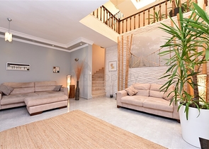 مناسبة للحصول على الجنسية التركية - فيلا واسعة - باطلالة بحر وموقع قريب من المركز -كاستل / الانيا 