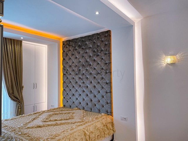 مجمع فاخر - خدمات 5 نجوم - شقة غرفتين وصالة -مفروشة - في مهموتلار / الانيا 