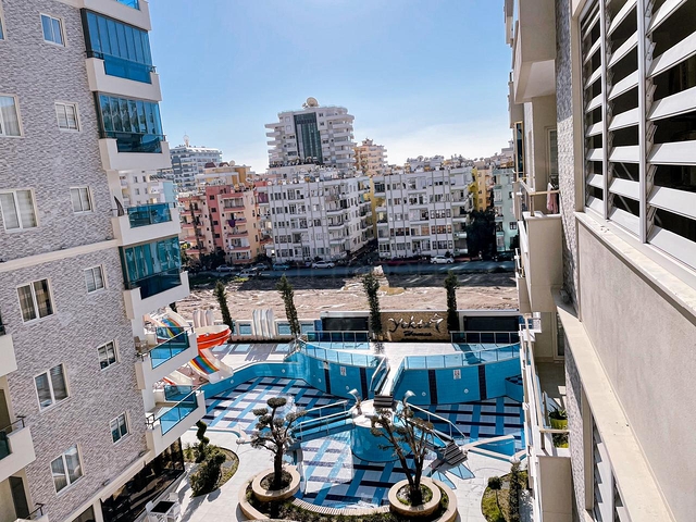 مجمع فاخر - خدمات 5 نجوم - شقة غرفتين وصالة -مفروشة - في مهموتلار / الانيا 