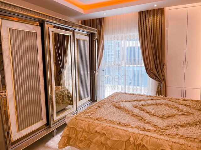 مجمع فاخر - خدمات 5 نجوم - شقة غرفتين وصالة -مفروشة - في مهموتلار / الانيا 