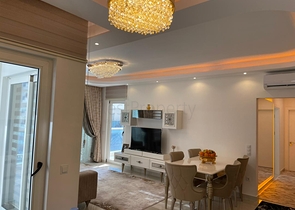 مجمع فاخر - خدمات 5 نجوم - شقة غرفتين وصالة -مفروشة - في مهموتلار / الانيا 