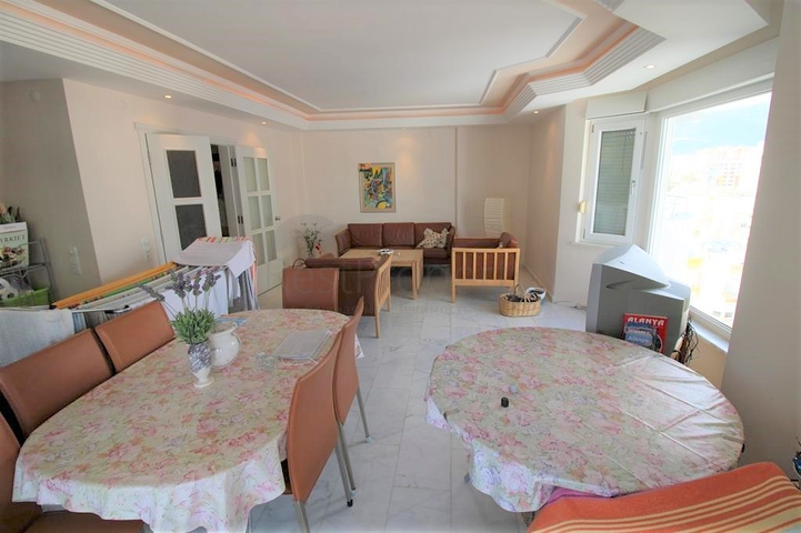 اطلالة بحر - مجمع فاخر - شقة مفروشة من تصميم 1+2 - في توسمور / الانيا 