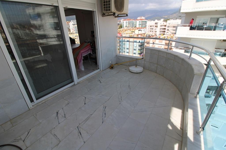 اطلالة بحر - مجمع فاخر - شقة مفروشة من تصميم 1+2 - في توسمور / الانيا 