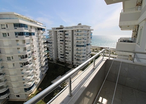 اطلالة بحر - مجمع فاخر - شقة مفروشة من تصميم 1+2 - في توسمور / الانيا 