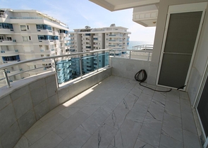 اطلالة بحر - مجمع فاخر - شقة مفروشة من تصميم 1+2 - في توسمور / الانيا 