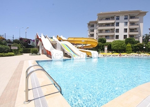 اطلالة بحر - مجمع فاخر - شقة مفروشة من تصميم 1+2 - في توسمور / الانيا 