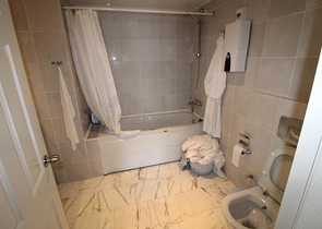 اطلالة بحر - مجمع فاخر - شقة مفروشة من تصميم 1+2 - في توسمور / الانيا 