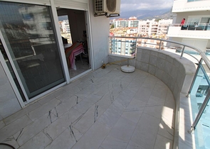 اطلالة بحر - مجمع فاخر - شقة مفروشة من تصميم 1+2 - في توسمور / الانيا 