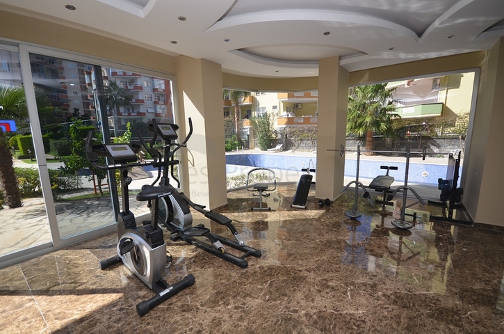 طابق مرتفع -شقة عائلية 1+2- بدون فرش - مجمع انيق - في مهموتلار / الانيا 