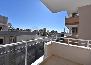 طابق مرتفع -شقة عائلية 1+2- بدون فرش - مجمع انيق - في مهموتلار / الانيا 