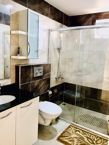 فرصة حقيقية - شقة مفروشة -ضمن مجمع فاخر - في افسلار / الانيا 