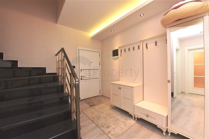 شقة عائلية واسعة - دوبلكس ارضية - 3 غرف وصالة -ضمن مجمع فاخر - في اوبا /الانيا 