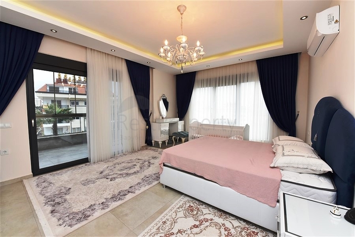 شقة عائلية واسعة - دوبلكس ارضية - 3 غرف وصالة -ضمن مجمع فاخر - في اوبا /الانيا 