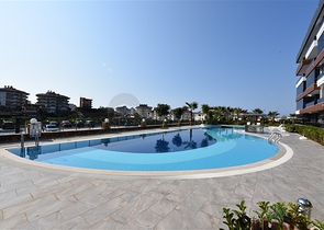 شقة عائلية واسعة - دوبلكس ارضية - 3 غرف وصالة -ضمن مجمع فاخر - في اوبا /الانيا 