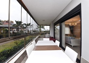 شقة عائلية واسعة - دوبلكس ارضية - 3 غرف وصالة -ضمن مجمع فاخر - في اوبا /الانيا 