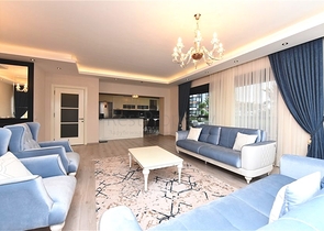 شقة عائلية واسعة - دوبلكس ارضية - 3 غرف وصالة -ضمن مجمع فاخر - في اوبا /الانيا 