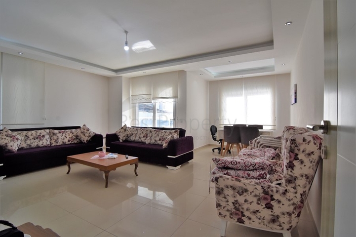 قريبة من المول - شقة 2 غرفة وصالة -مطبخ منفصل - في جيكجلي / الانيا 