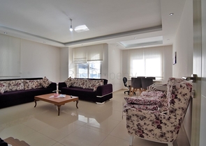 قريبة من المول - شقة 2 غرفة وصالة -مطبخ منفصل - في جيكجلي / الانيا 