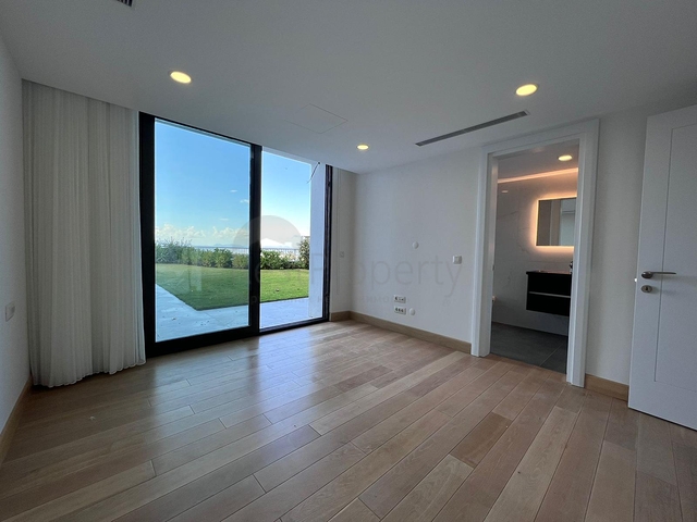 فلل فاخرة - اطلالة بحر - في بودروم 