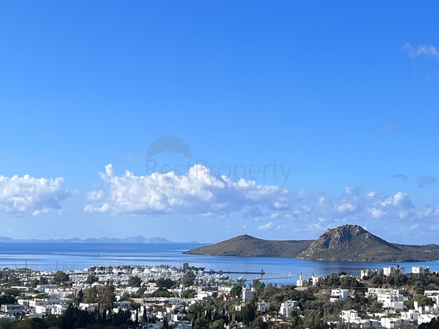 فلل فاخرة - اطلالة بحر - في بودروم 