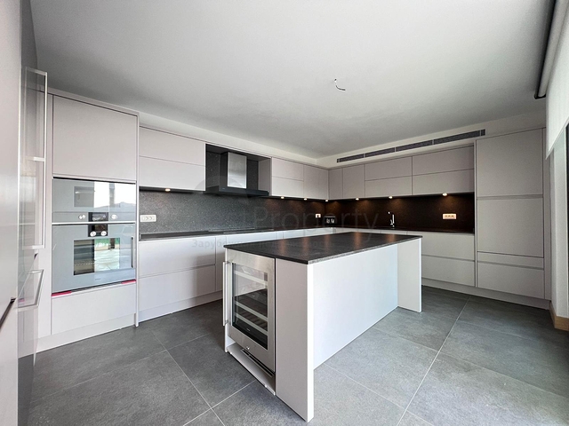 فلل فاخرة - اطلالة بحر - في بودروم 