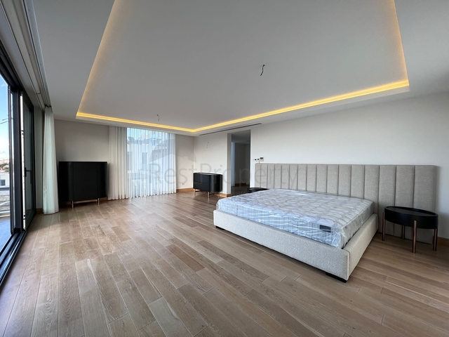 فلل فاخرة - اطلالة بحر - في بودروم 