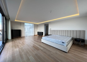 فلل فاخرة - اطلالة بحر - في بودروم 