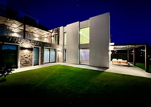 فلل فاخرة - اطلالة بحر - في بودروم 