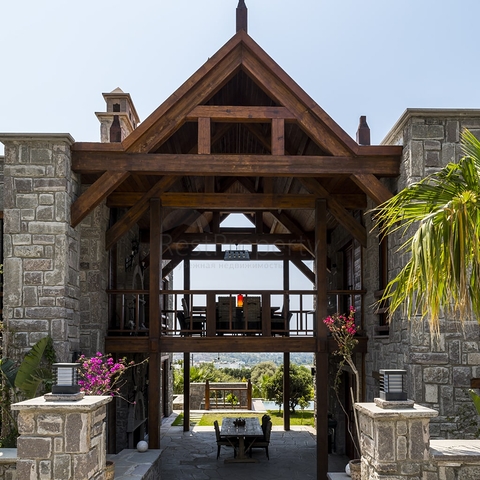 تصميم انيق ومميز - فلل فخمة جدا - في مدينة بودروم الساحرة 