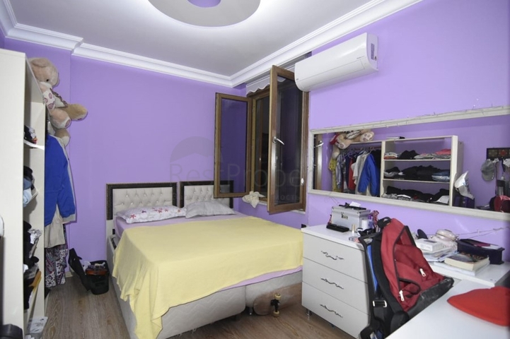 شقة عائلية واسعة - 4 غرف وصالة - ضمن مجمع سكني - في جيكجلي / الانيا 