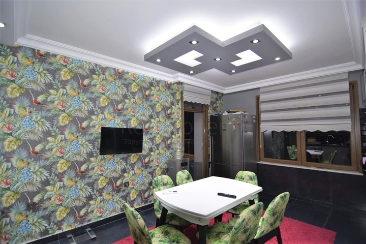 شقة عائلية واسعة - 4 غرف وصالة - ضمن مجمع سكني - في جيكجلي / الانيا 