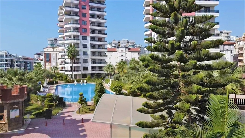 شقة عائلية واسعة - 4 غرف وصالة - ضمن مجمع سكني - في جيكجلي / الانيا 