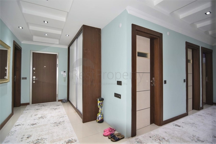 شقة عائلية واسعة - 4 غرف وصالة - ضمن مجمع سكني - في جيكجلي / الانيا 