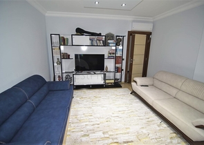 شقة عائلية واسعة - 4 غرف وصالة - ضمن مجمع سكني - في جيكجلي / الانيا 