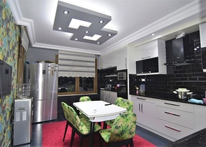 شقة عائلية واسعة - 4 غرف وصالة - ضمن مجمع سكني - في جيكجلي / الانيا 